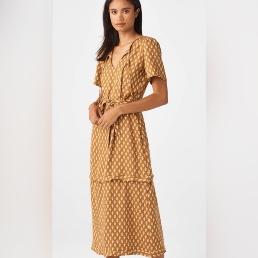 VETTA Gold House Dress